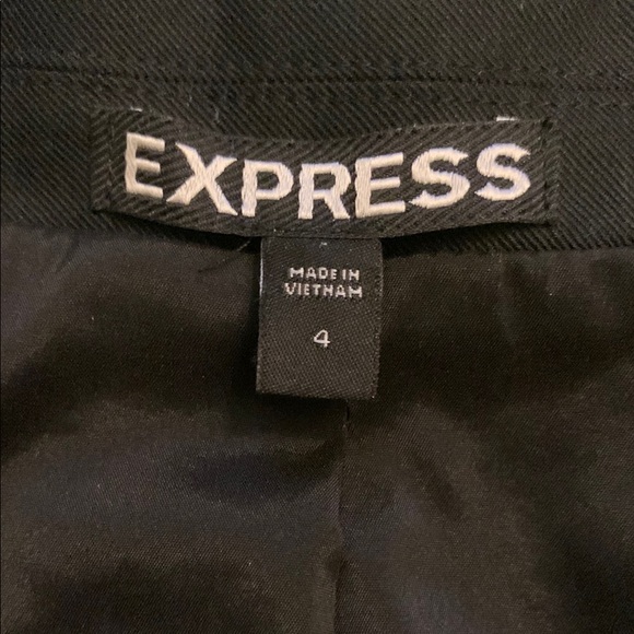 Express Red Tailored Blazer with Notched Lapels and Structured Silhouette - Picture 3 of 4